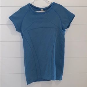 Ivviva blue short sleeve top